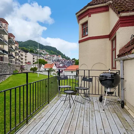 شقة Moderne Leilighet Med Sjoutsikt برغن
